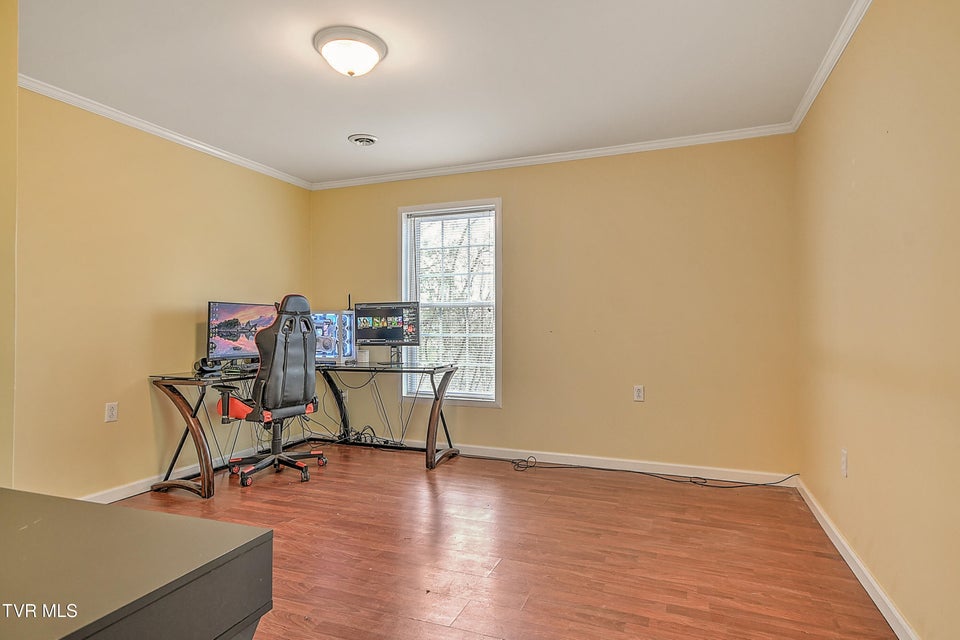 Photo #25: 245 Leonard Street