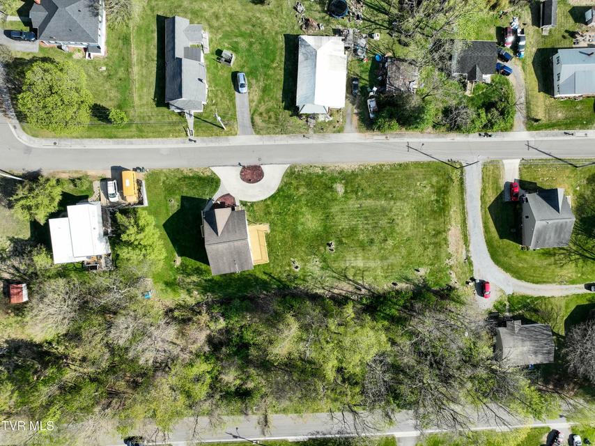 Photo #45: 245 Leonard Street