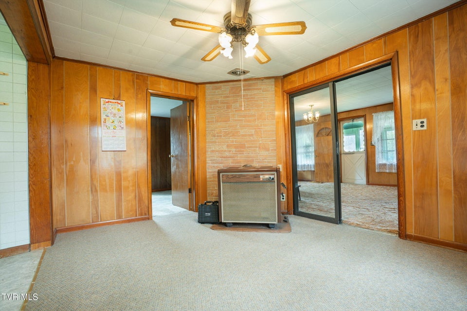 Photo #16: 427 Cove Creek Road