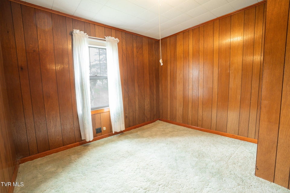 Photo #27: 427 Cove Creek Road