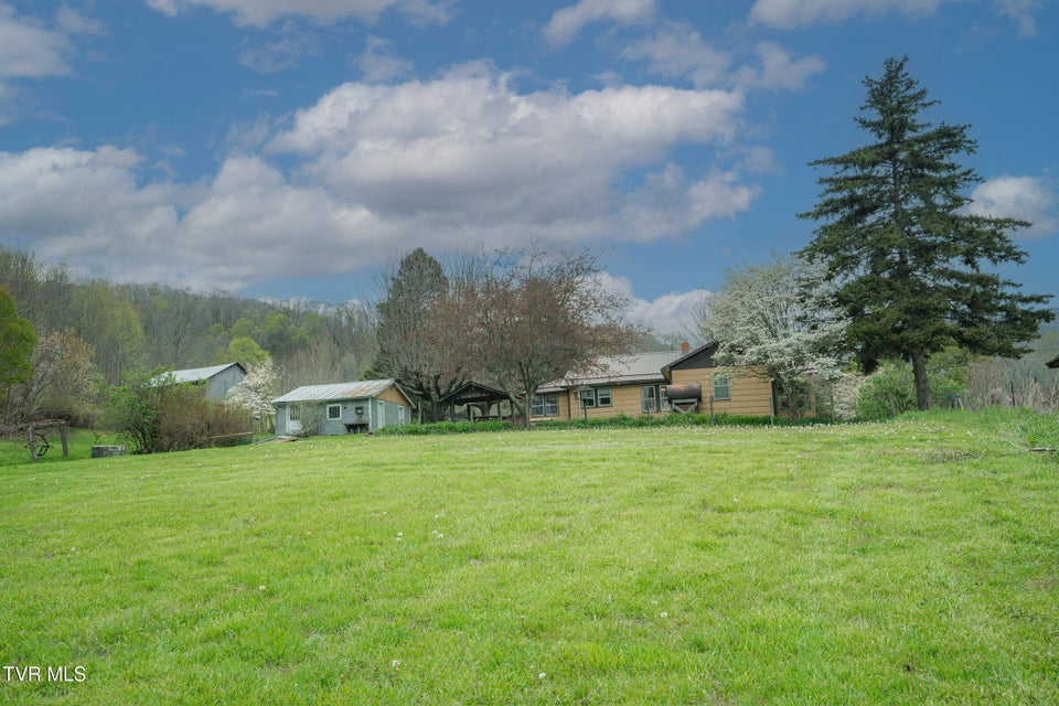 Photo #6: 427 Cove Creek Road