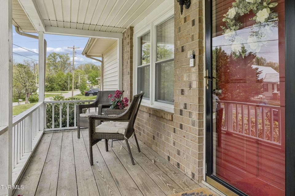 Photo #4: 1100 Skyline Drive