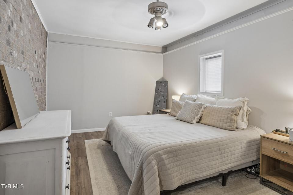 Photo #17: 1100 Skyline Drive