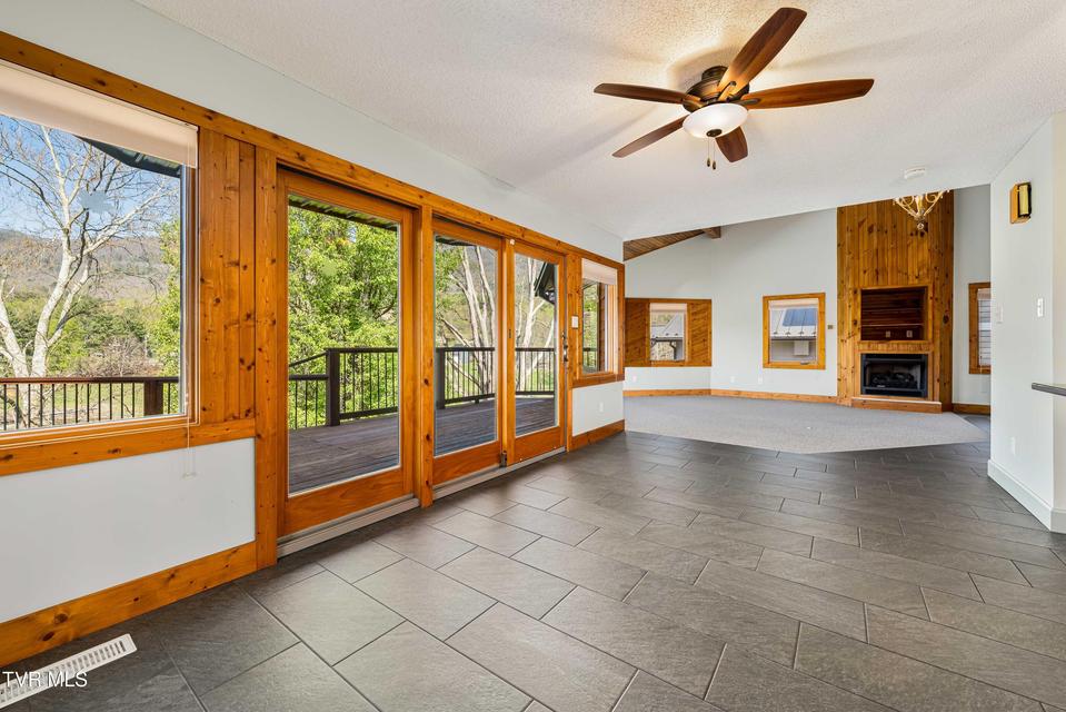 Photo #12: 134 Summer Hill Private Drive