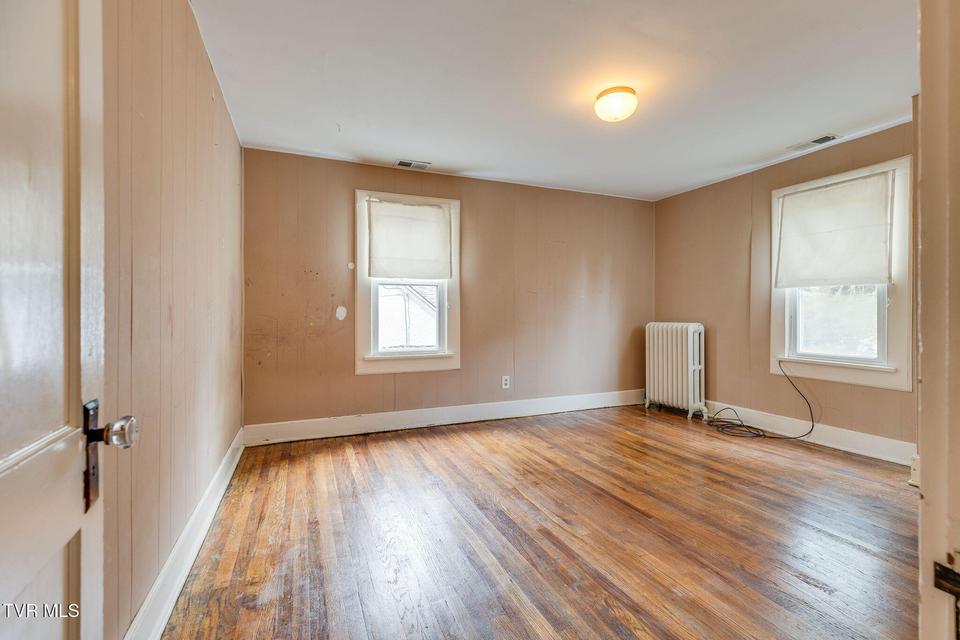 Photo #24: 116 Boyd Street