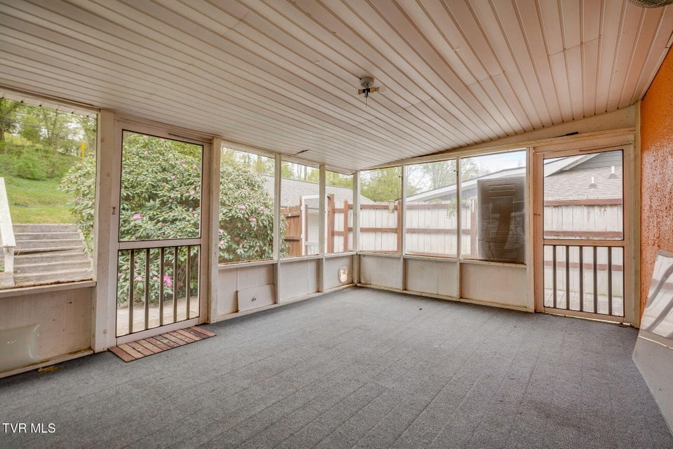 Photo #28: 116 Boyd Street