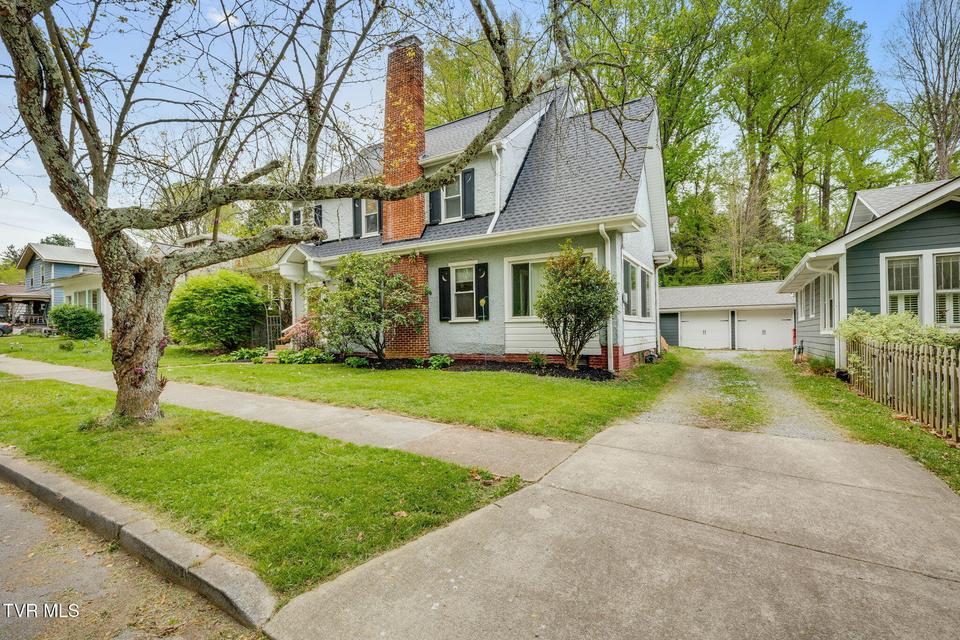 Photo #3: 116 Boyd Street