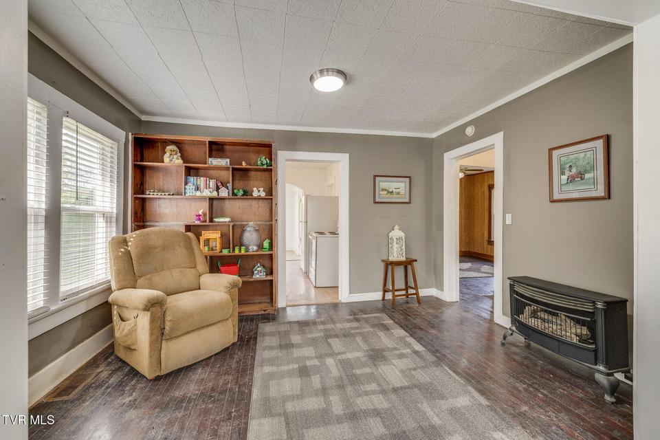 Photo #8: 225 Washington College Station