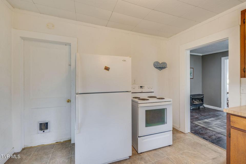 Photo #12: 225 Washington College Station