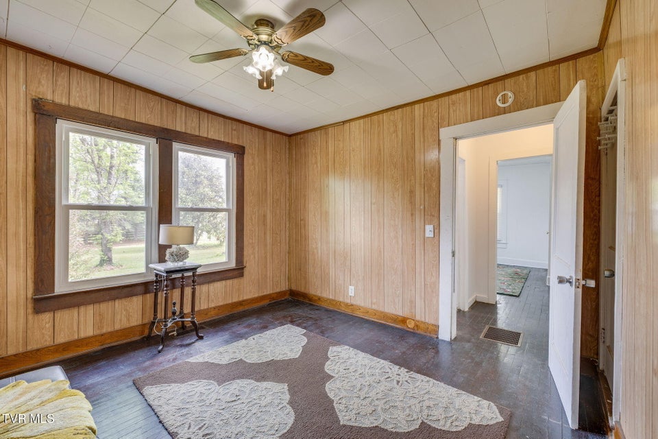 Photo #18: 225 Washington College Station