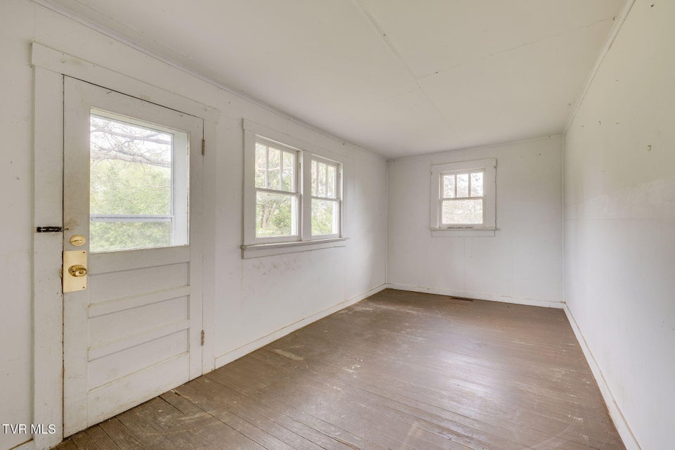 Photo #20: 225 Washington College Station