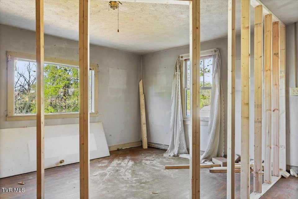 Photo #38: 1201 N & 1201 1/2 Street