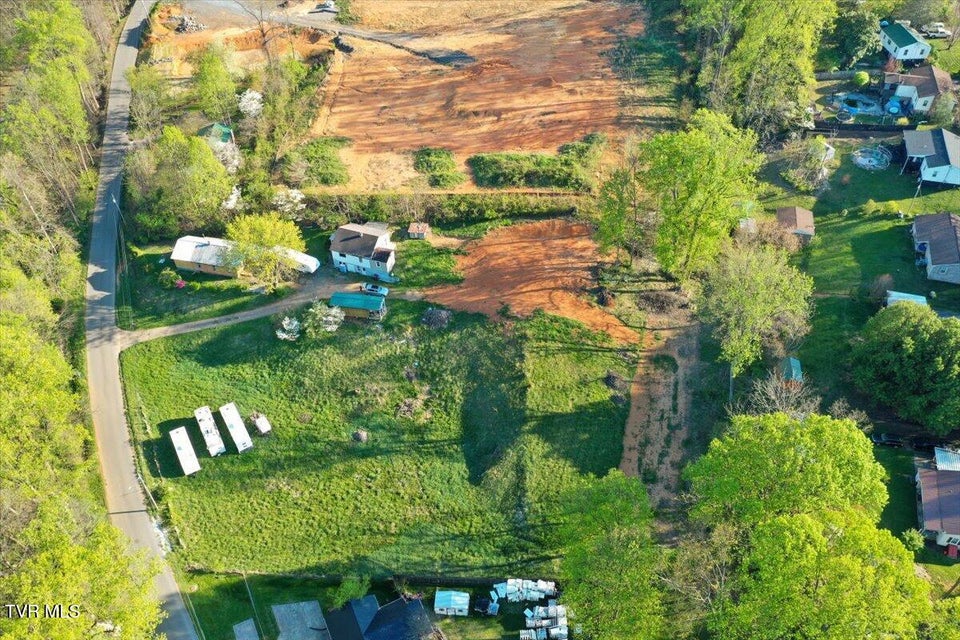 Photo #4: 1201 N & 1201 1/2 Street