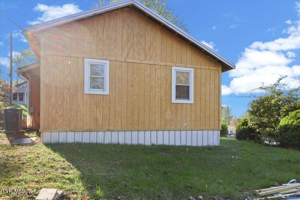 Photo #7: 1201 N & 1201 1/2 Street