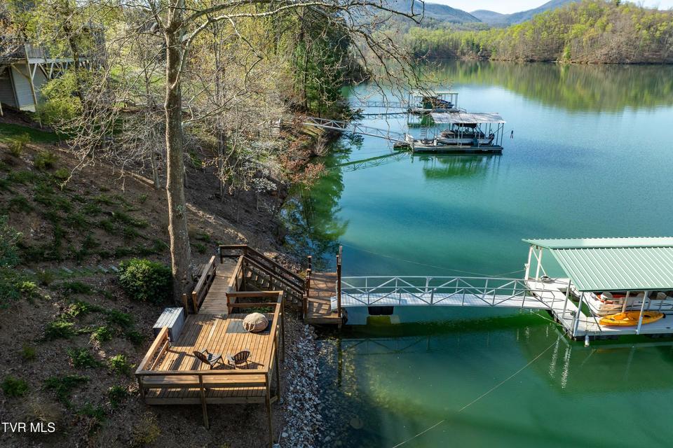 Photo #5: 134 Summer Hill Private Drive