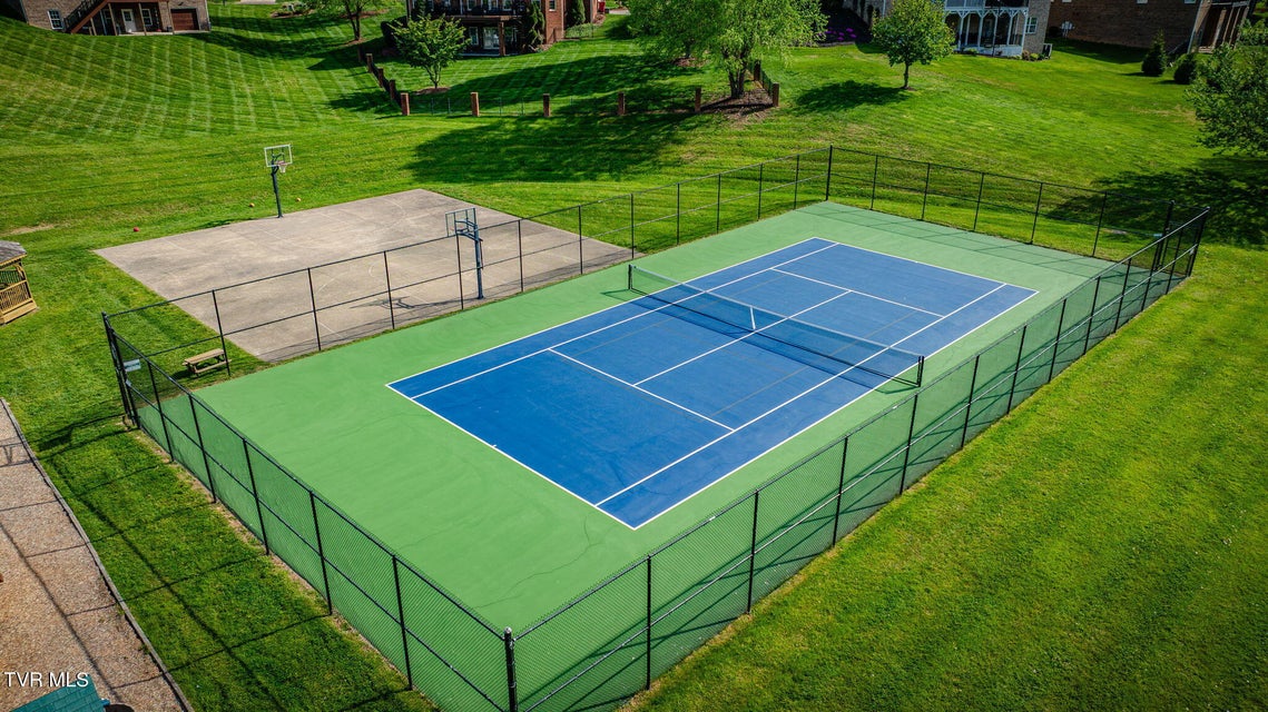 Photo #81: 1 Honeysuckle Court