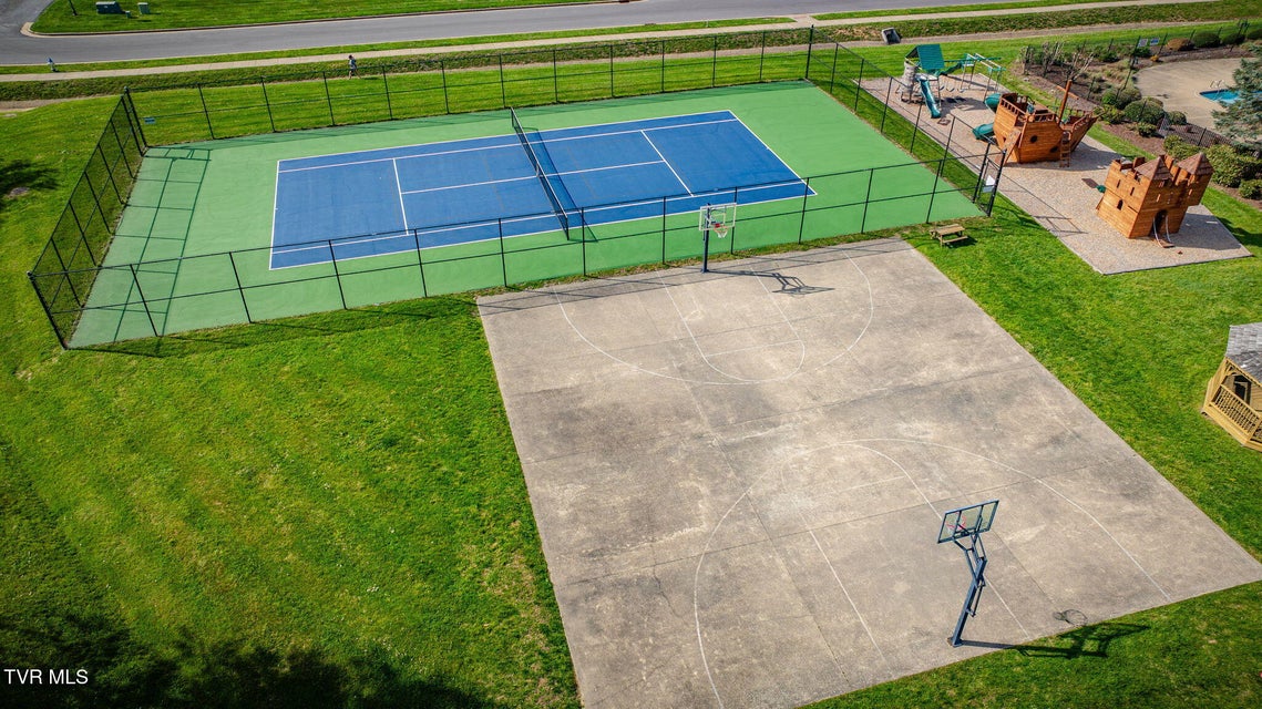 Photo #82: 1 Honeysuckle Court