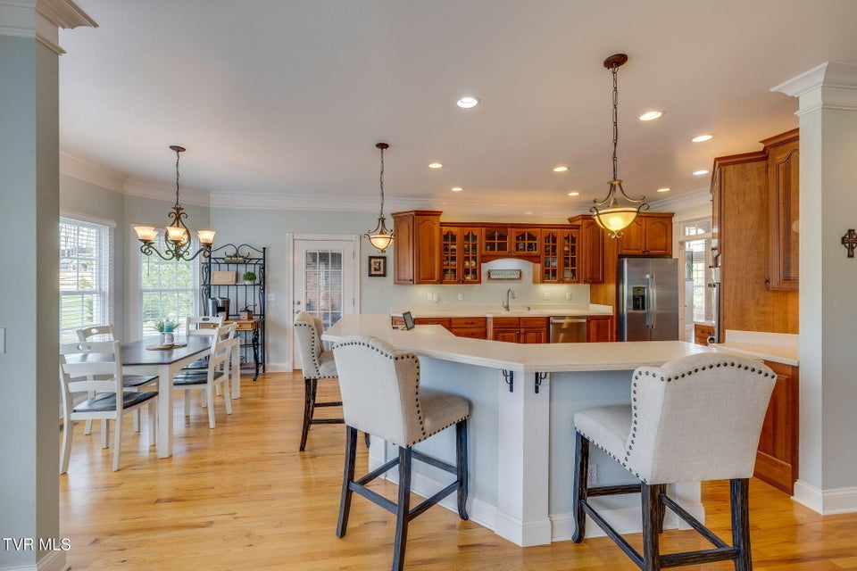 Photo #21: 1 Honeysuckle Court