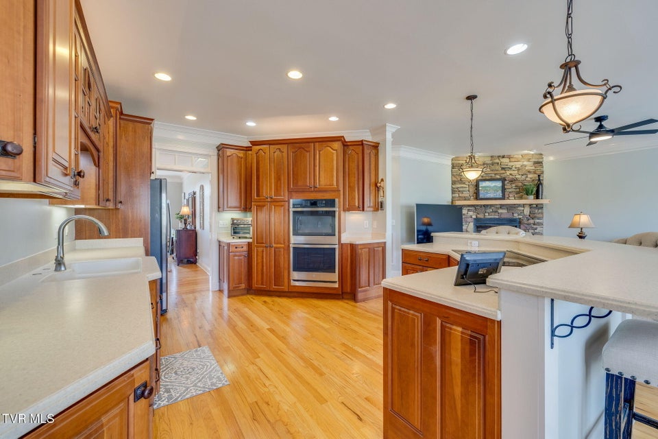 Photo #24: 1 Honeysuckle Court