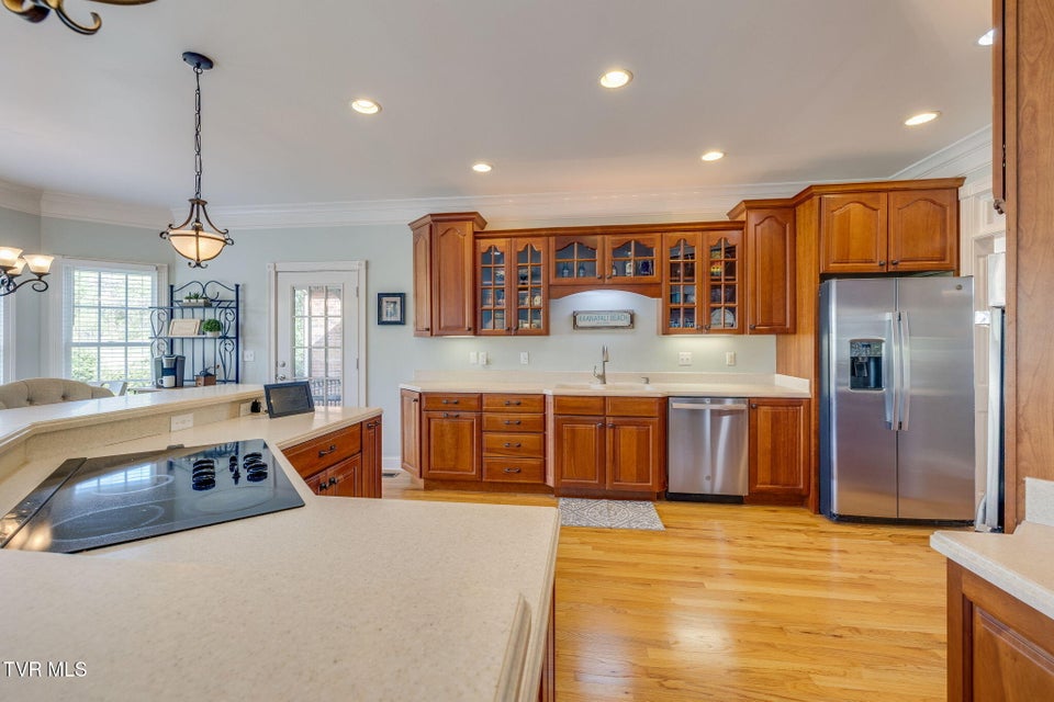 Photo #25: 1 Honeysuckle Court