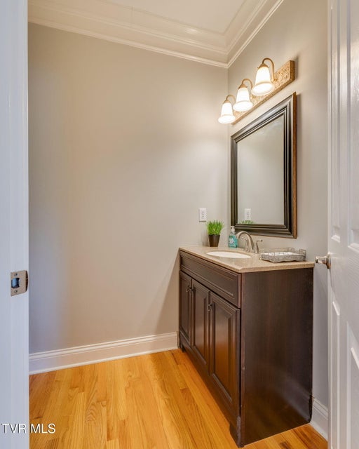 Photo #28: 1 Honeysuckle Court