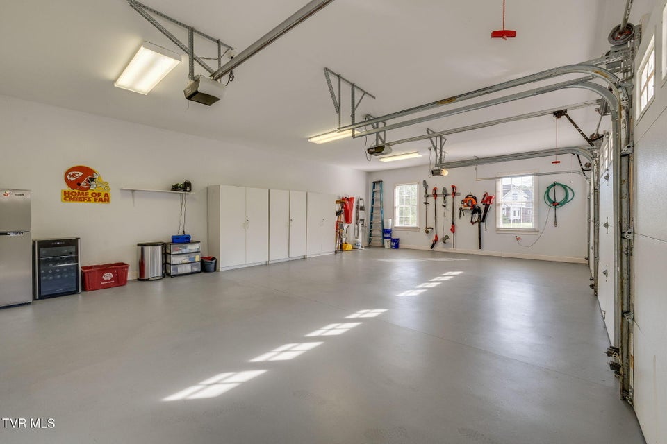 Photo #69: 1 Honeysuckle Court