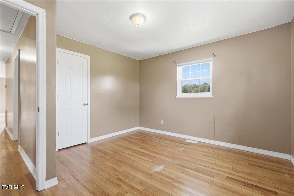 Photo #13: 1106 Lockhart Road