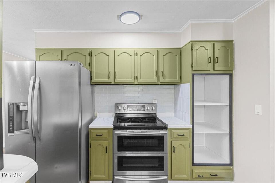 Photo #11: 116 Byrd Street