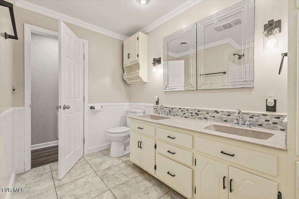 Photo #21: 116 Byrd Street