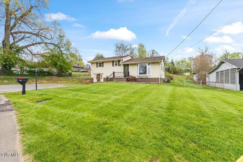 Photo #32: 116 Byrd Street