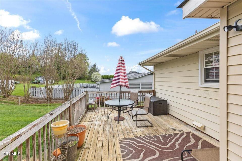 Photo #35: 116 Byrd Street