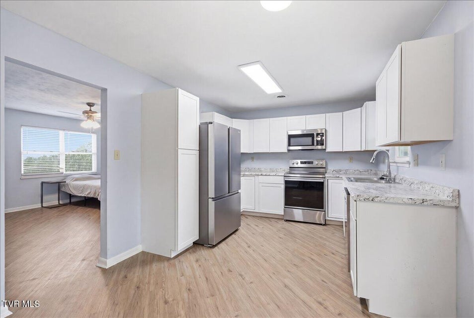 Photo #8: 1698 Elgin Drive