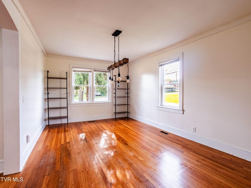 Photo #7: 218 Messick Avenue