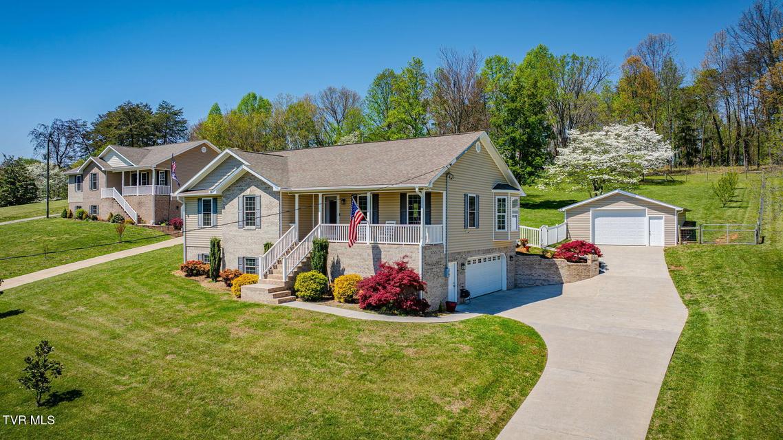 Photo #2: 1062 Caprice Street