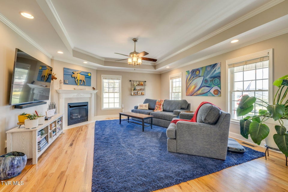 Photo #9: 1062 Caprice Street