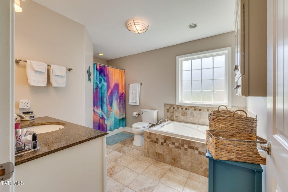 Photo #22: 1062 Caprice Street