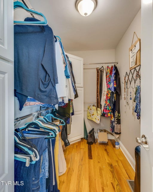 Photo #24: 1062 Caprice Street