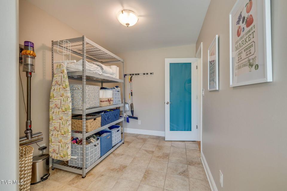 Photo #31: 1062 Caprice Street