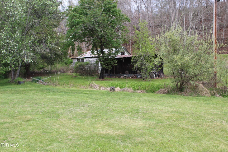 Photo #22: 4598 4550 Reeds Creek Road