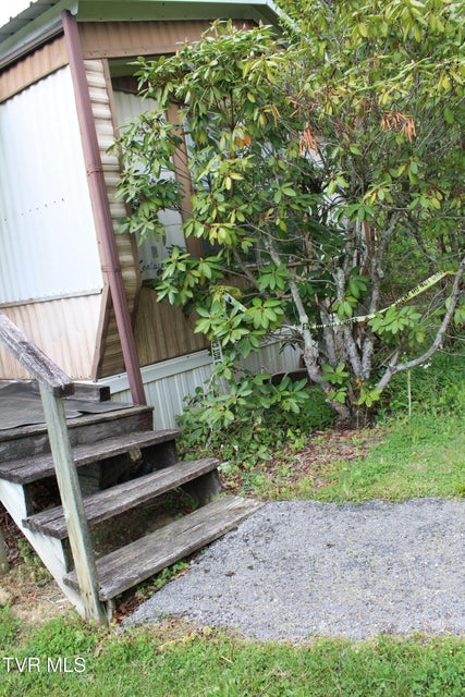 Photo #18: 4598 4550 Reeds Creek Road