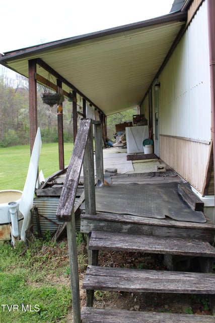 Photo #20: 4598 4550 Reeds Creek Road