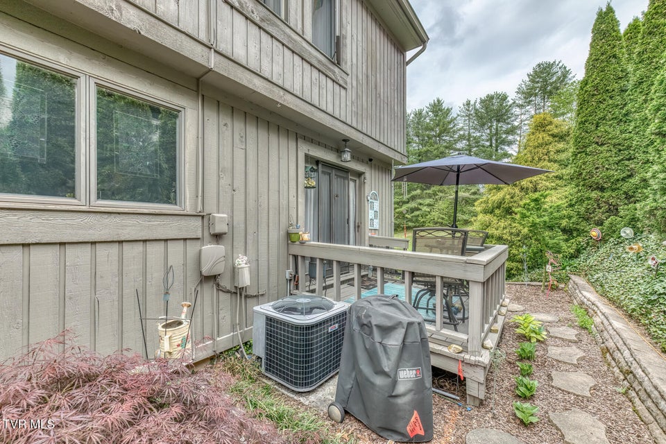 Photo #30: 160 Quail Run