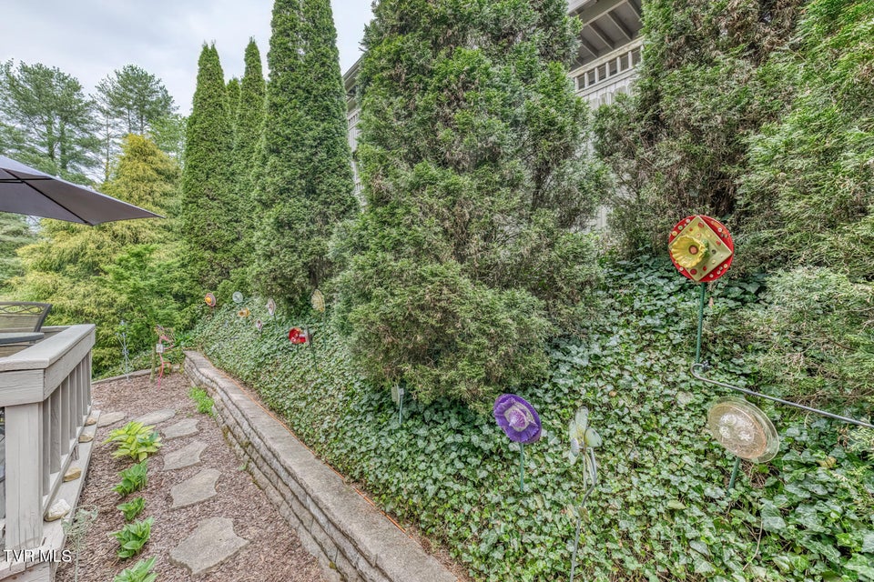 Photo #31: 160 Quail Run