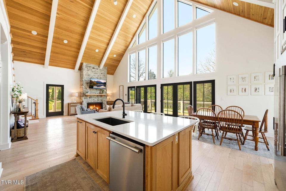 Photo #11: 212 County Farm Road