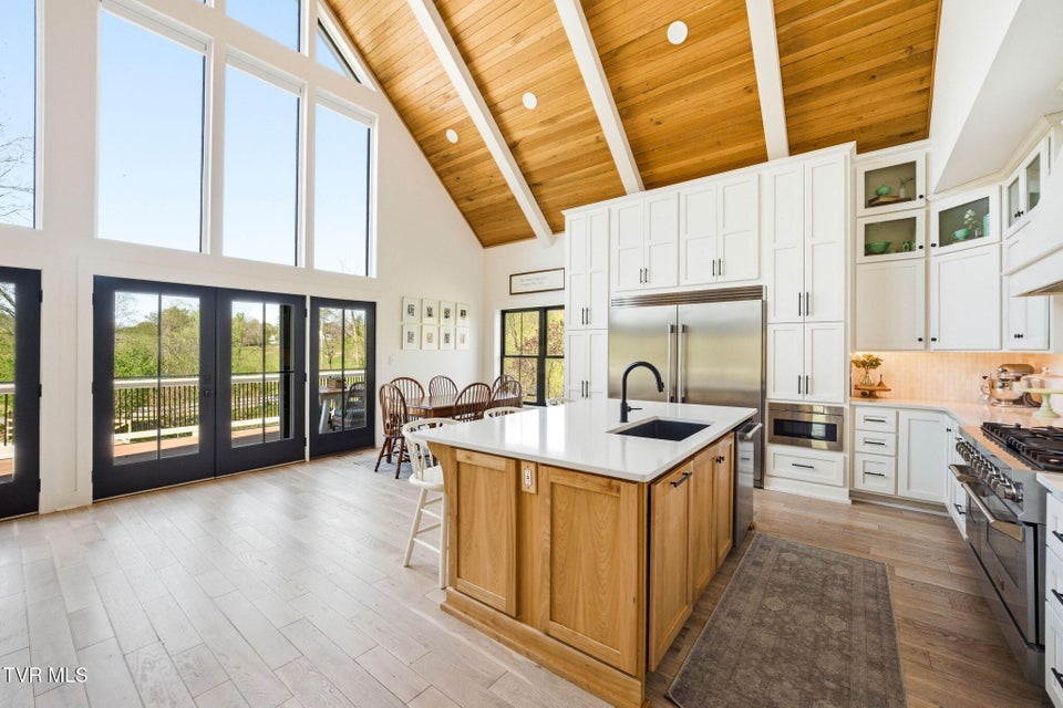 Photo #12: 212 County Farm Road