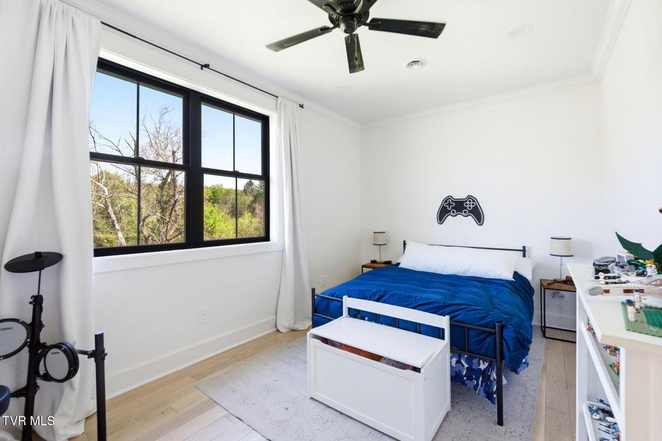 Photo #28: 212 County Farm Road