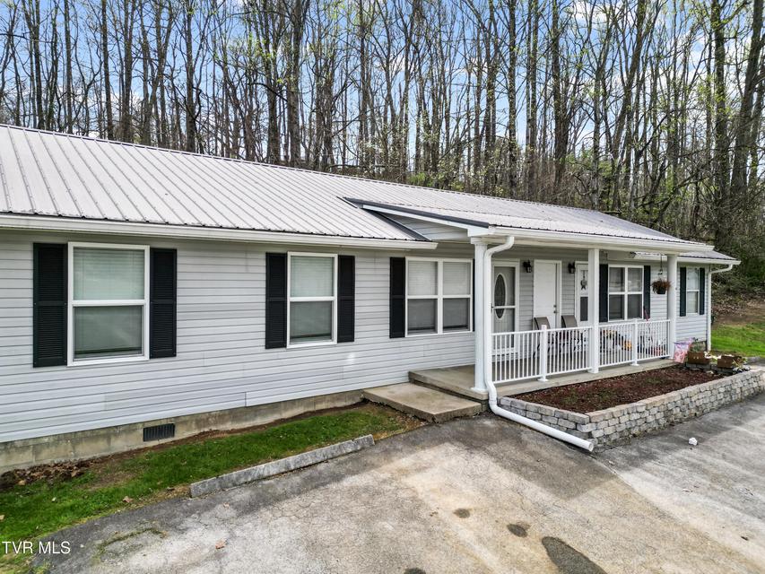 Photo #28: 377 Bandy Road