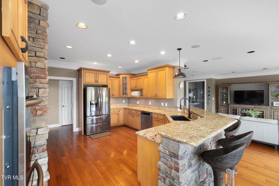 Photo #10: 1180 Keller Road