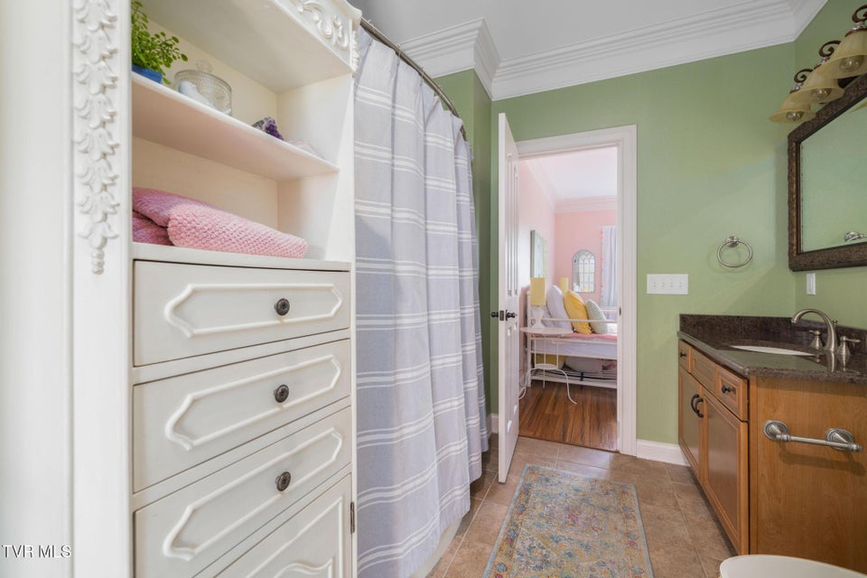 Photo #29: 1180 Keller Road