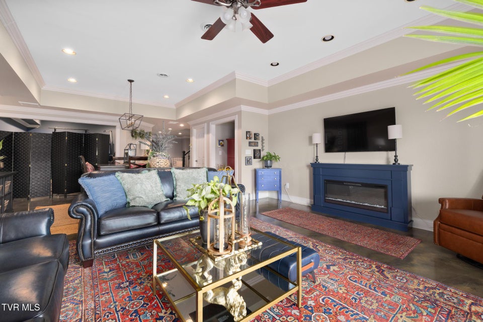 Photo #35: 1180 Keller Road